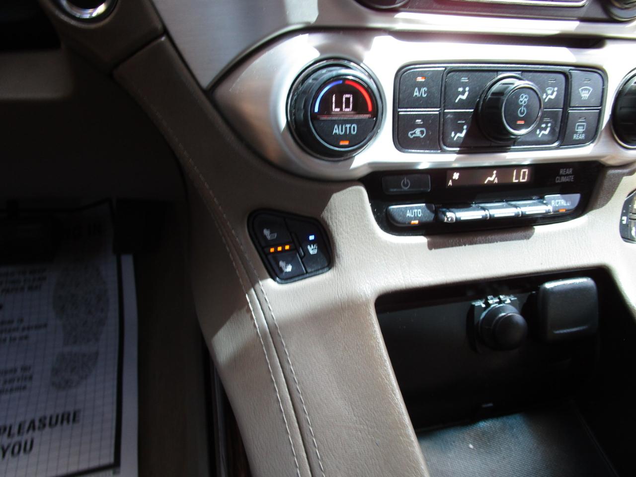 GMC Yukon 2WD 4dr SLT 2016