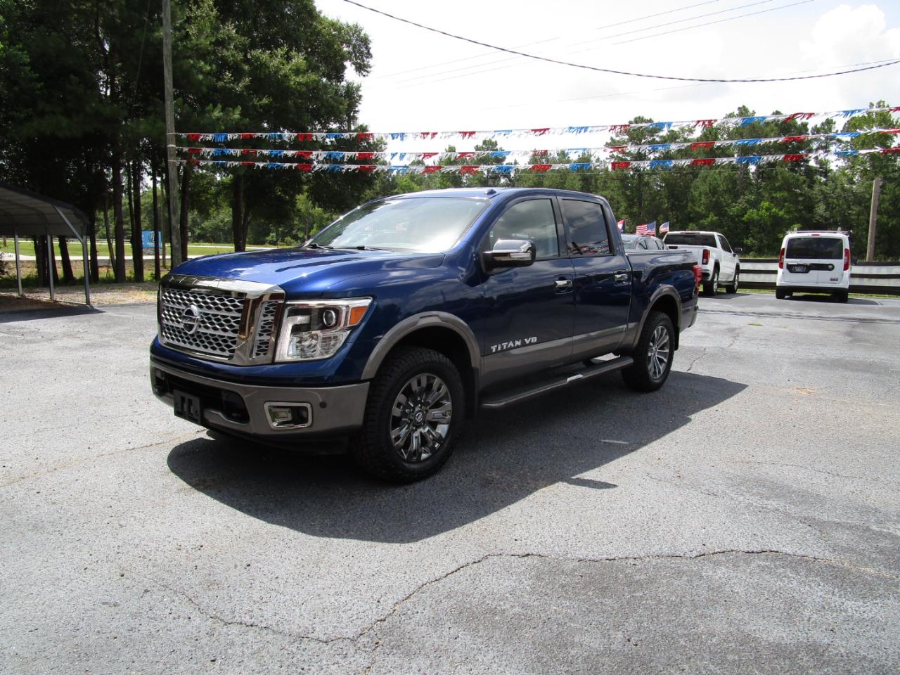 Nissan Titan 4x4 Crew Cab Platinum Reserve 2018