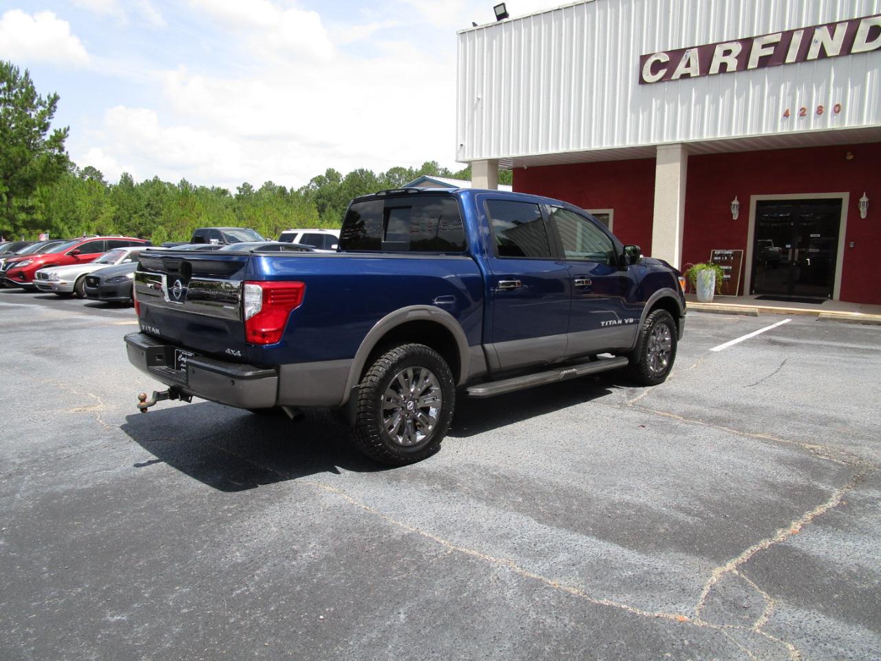 Nissan Titan 4x4 Crew Cab Platinum Reserve 2018