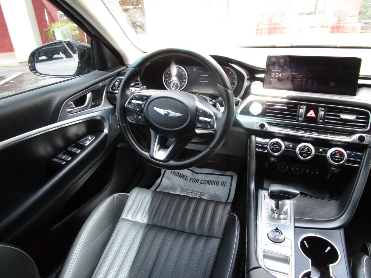Genesis G70 2.0T RWD 2022
