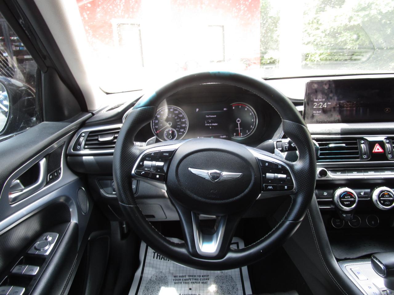 Genesis G70 2.0T RWD 2022