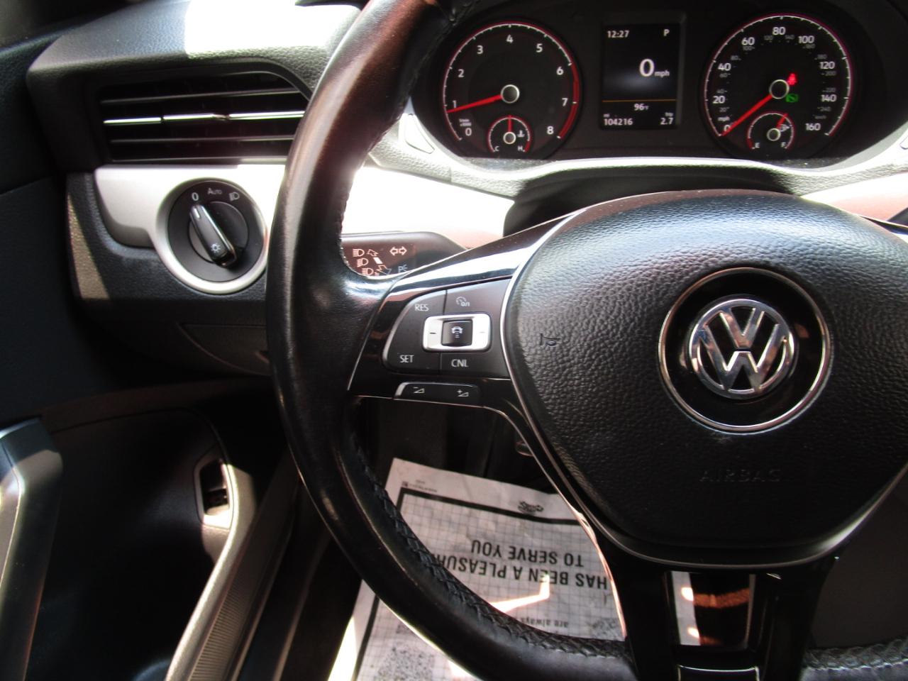 Volkswagen Passat 2.0T SE Auto 2020
