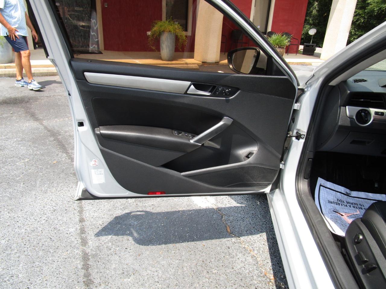 Volkswagen Passat 2.0T SE Auto 2020