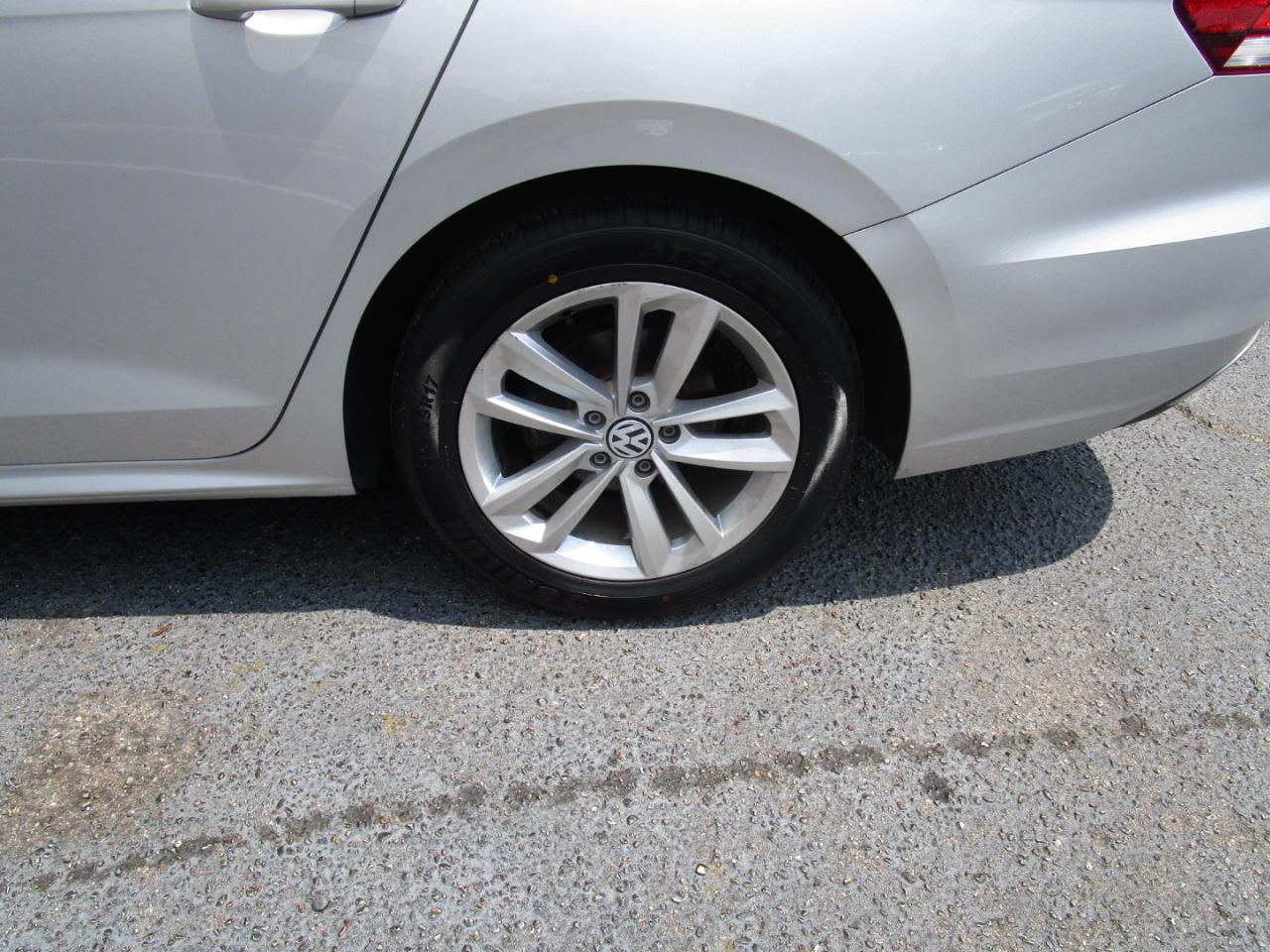 Volkswagen Passat 2.0T SE Auto 2020