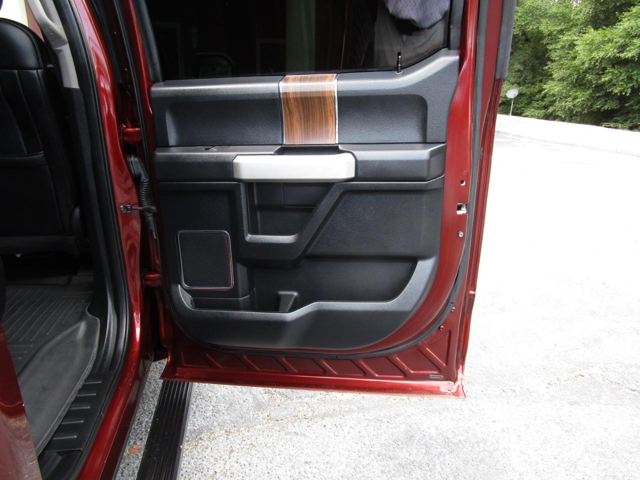 Ford Super Duty F-250 SRW King Ranch 4WD Crew Cab 8' Box 2019
