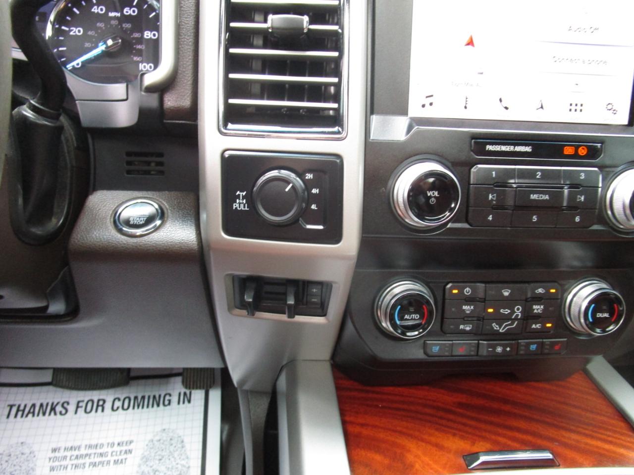 Ford Super Duty F-250 SRW King Ranch 4WD Crew Cab 8' Box 2019