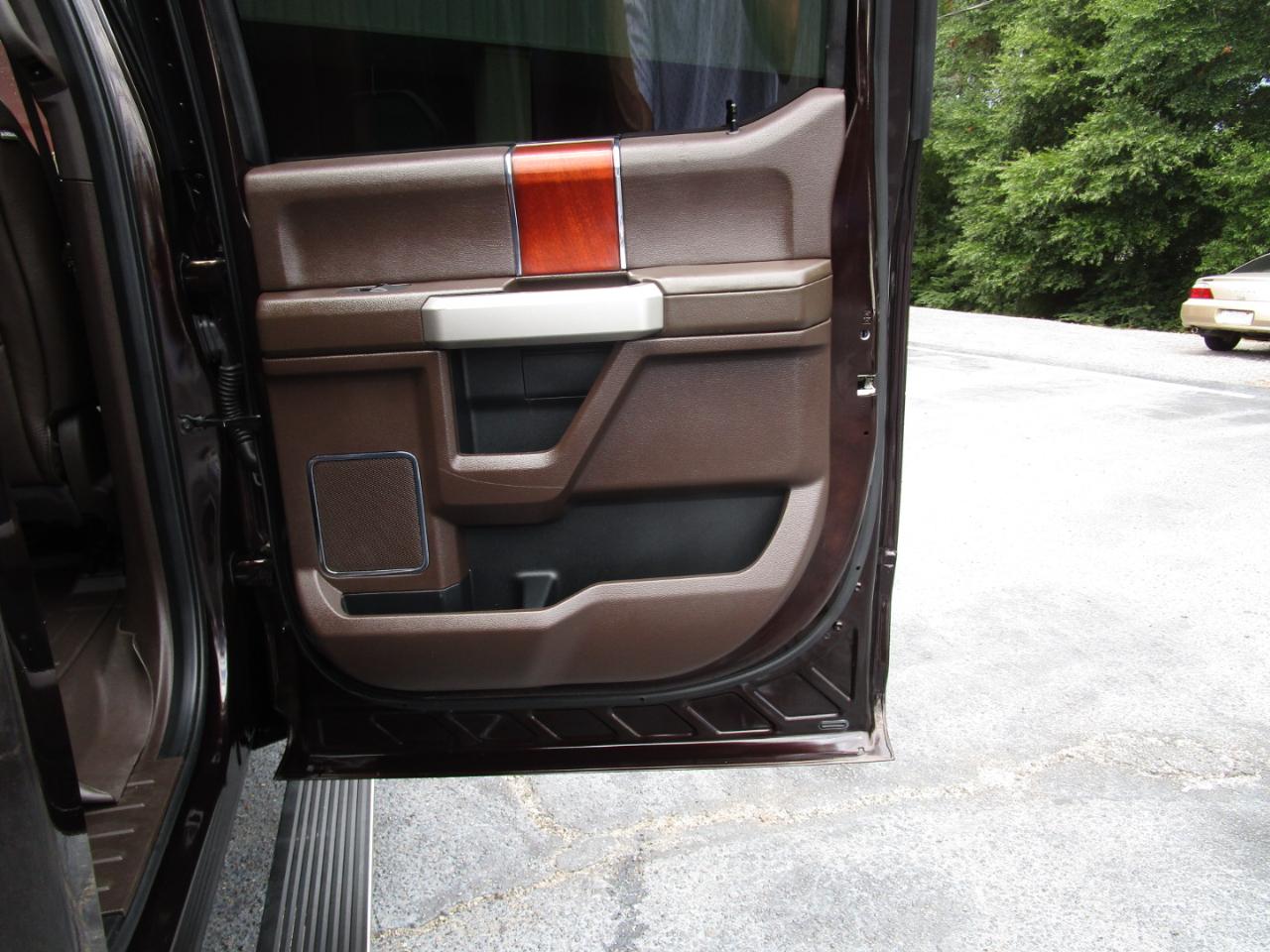 Ford Super Duty F-250 SRW King Ranch 4WD Crew Cab 8' Box 2019