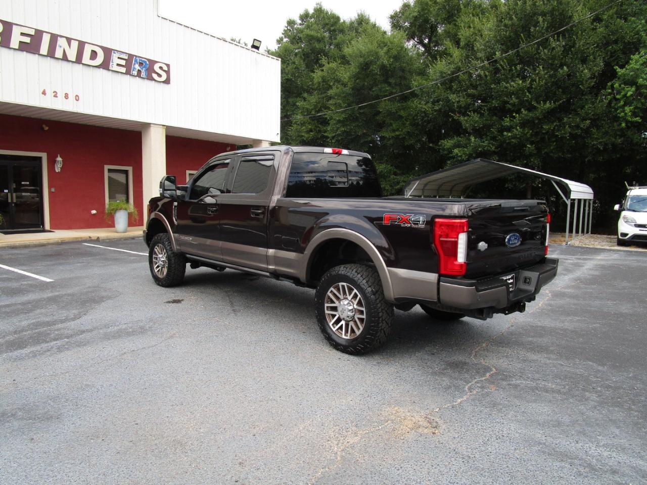 Ford F-150 Lariat 4WD SuperCrew 5.5' Box 2017