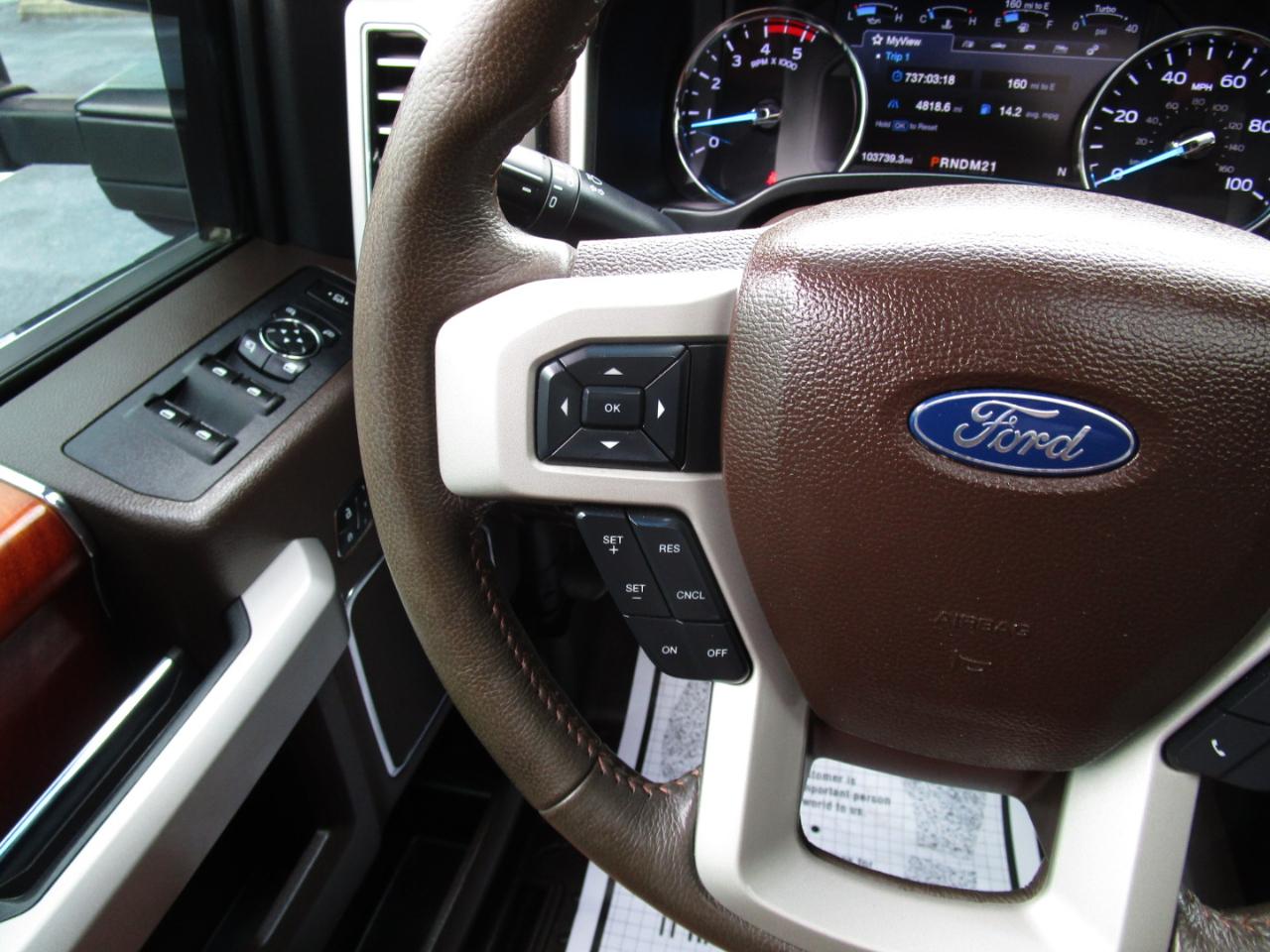 Ford F-150 Lariat 4WD SuperCrew 5.5' Box 2017