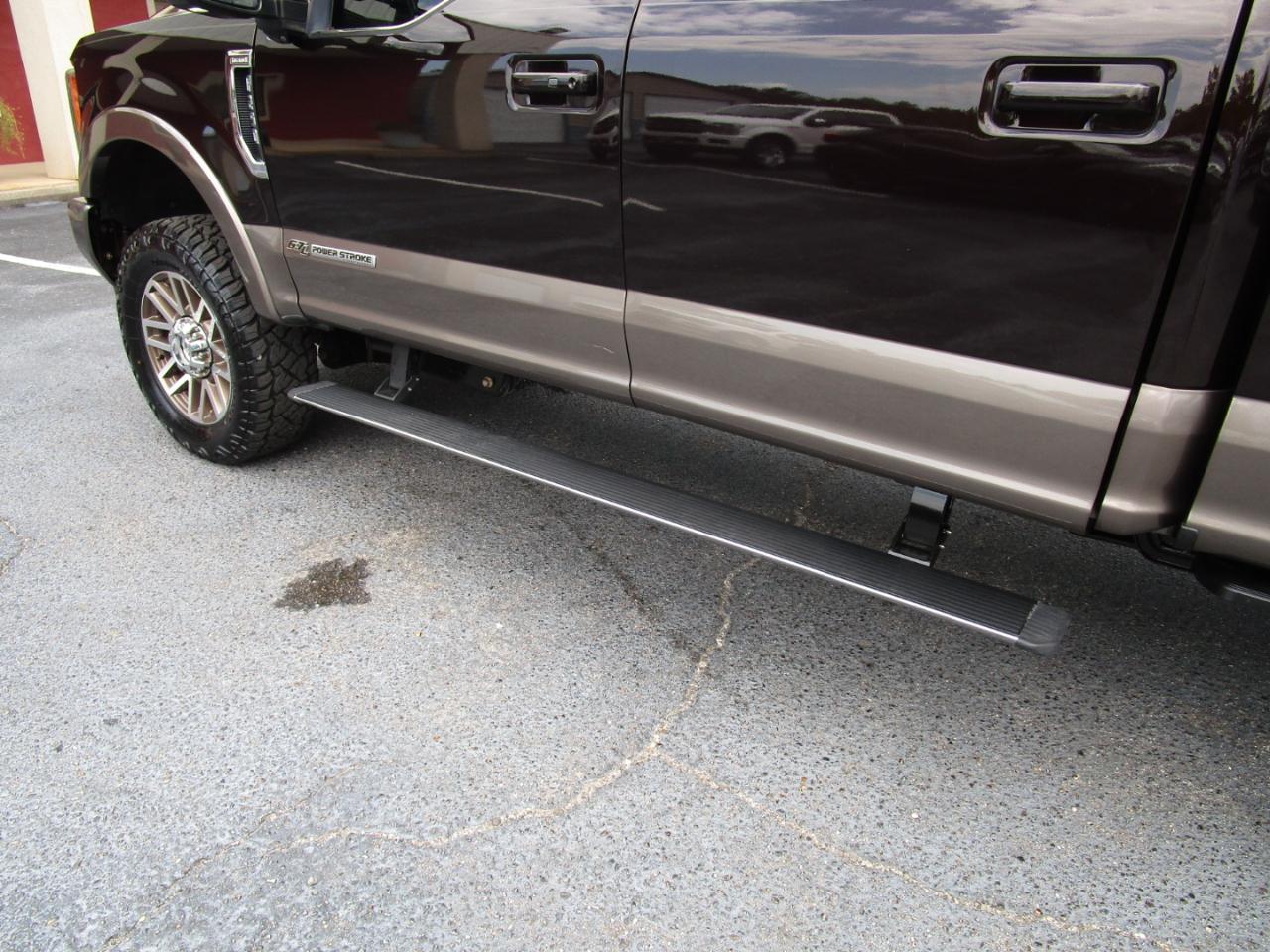 Ford F-150 Lariat 4WD SuperCrew 5.5' Box 2017