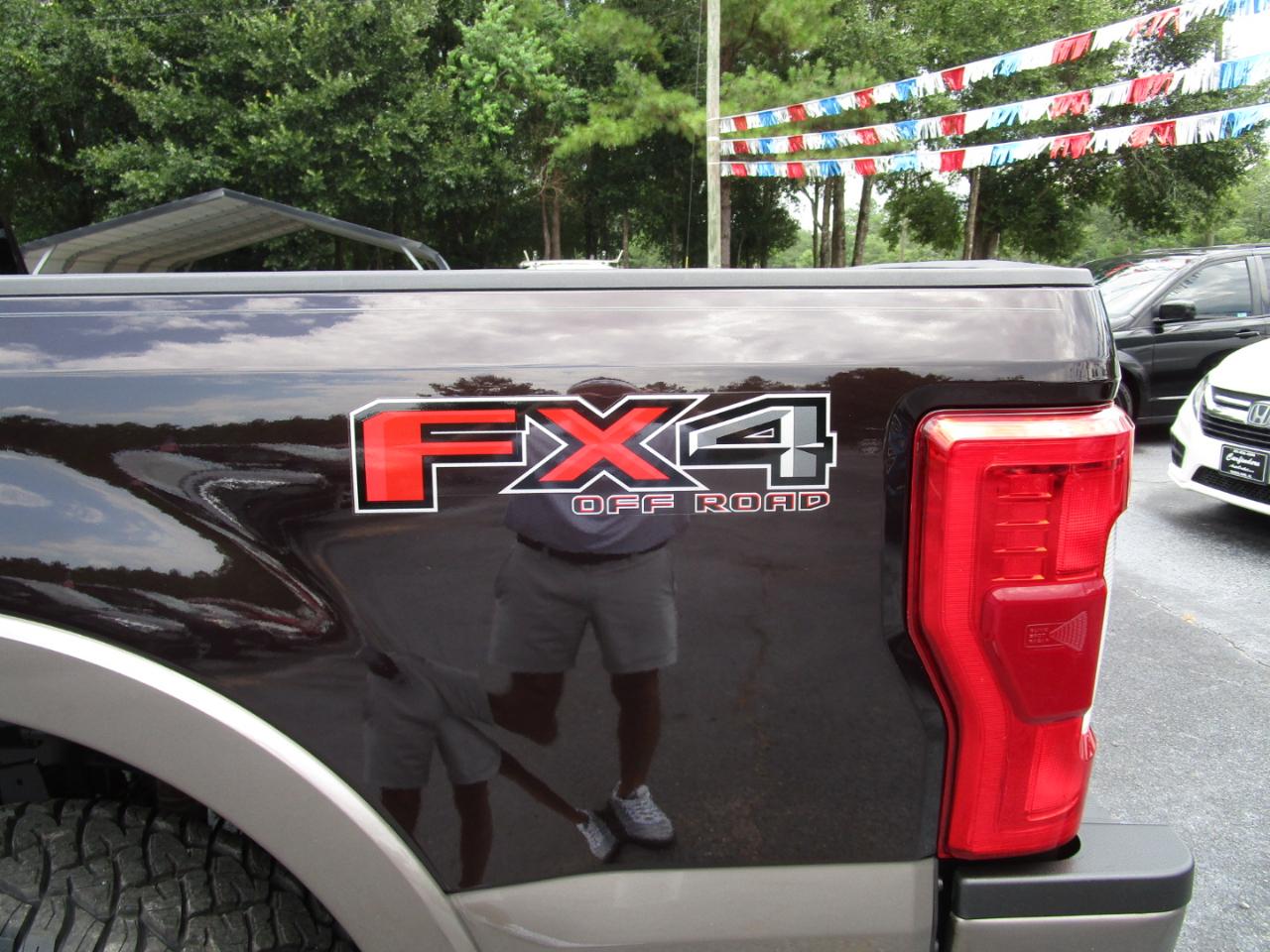Ford F-150 Lariat 4WD SuperCrew 5.5' Box 2017