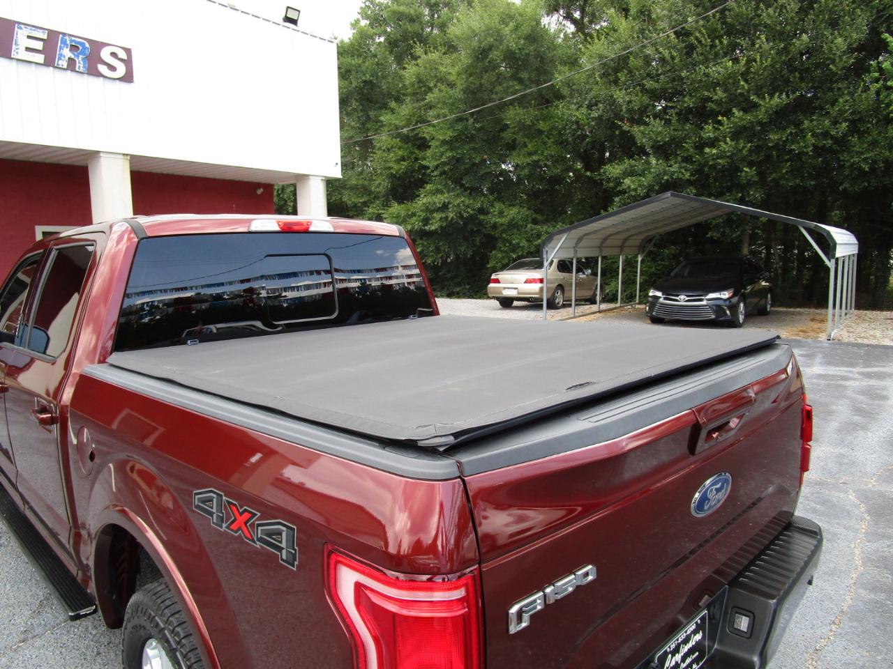 Ford F-150 Lariat 4WD SuperCrew 5.5' Box 2017