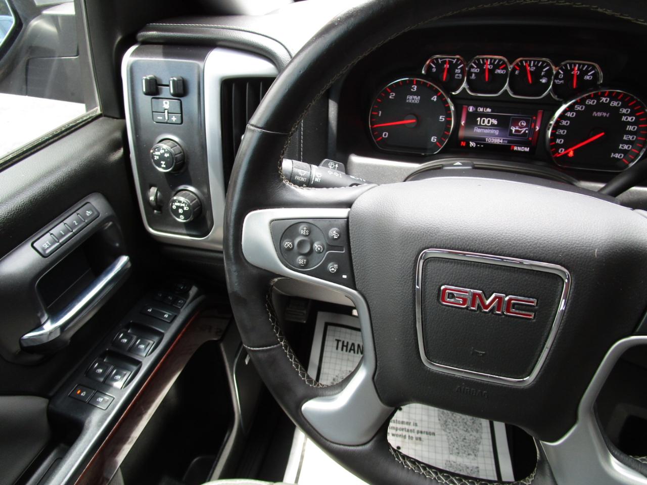 GMC Sierra 1500 4WD Crew Cab 143.5" SLT 2016