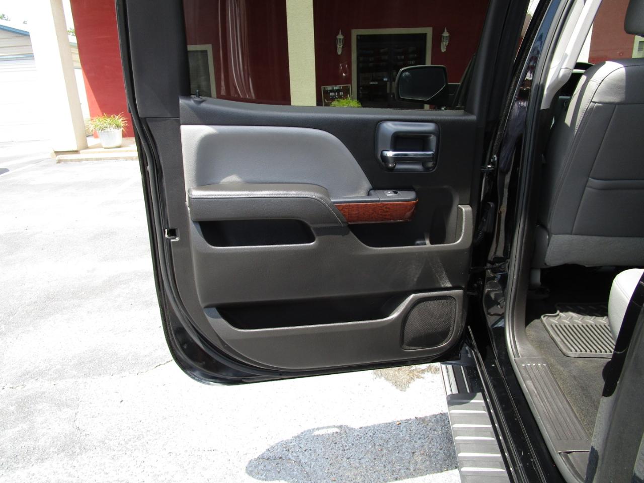 GMC Sierra 1500 4WD Crew Cab 143.5" SLT 2016