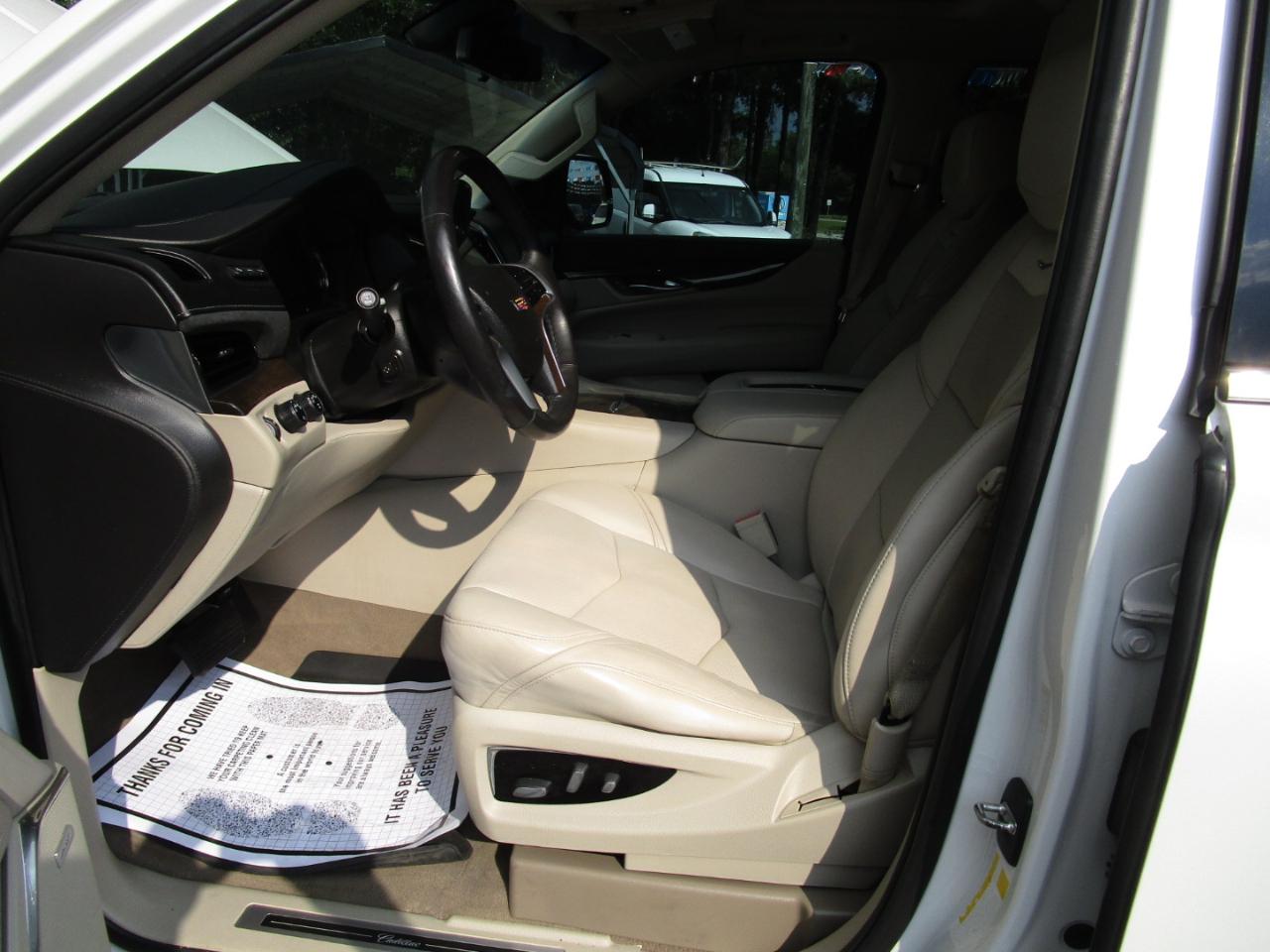 Cadillac Escalade 4WD 4dr Premium Luxury 2018