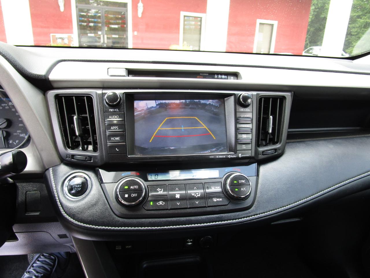 Toyota RAV4 Adventure AWD (Natl) 2018
