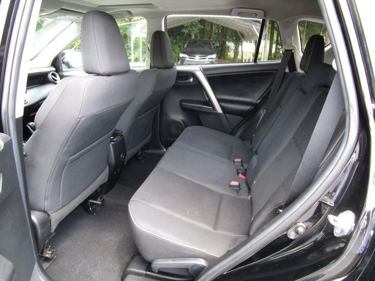 Toyota RAV4 Adventure AWD (Natl) 2018