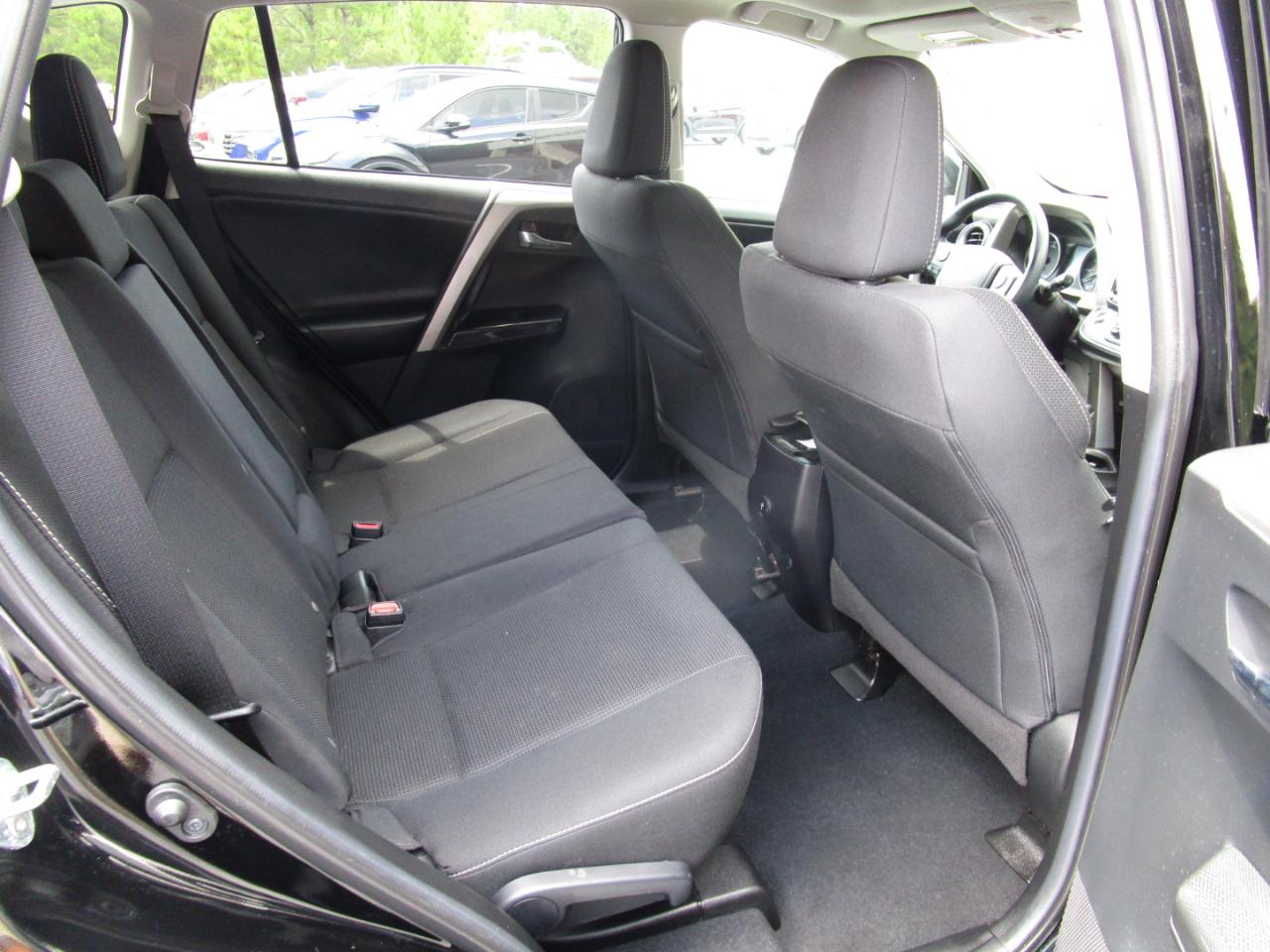 Toyota RAV4 Adventure AWD (Natl) 2018