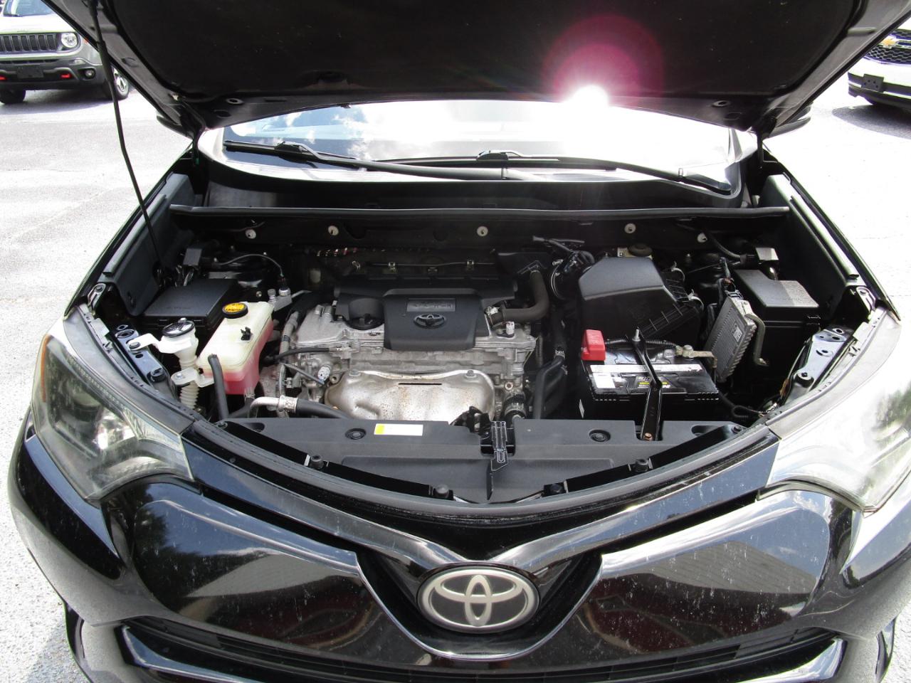 Toyota RAV4 Adventure AWD (Natl) 2018