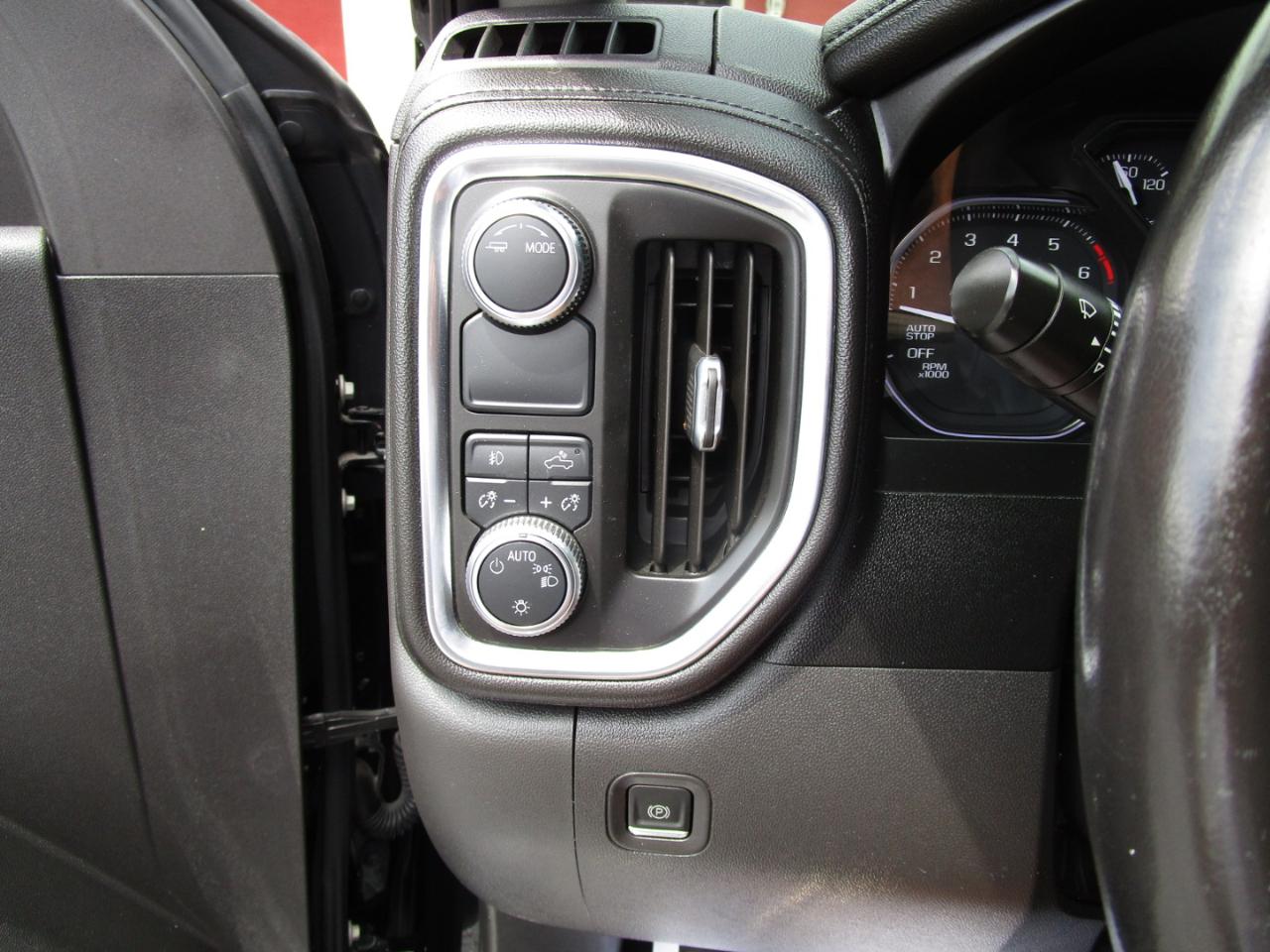 GMC Sierra 1500 2WD Crew Cab 147" SLE 2021