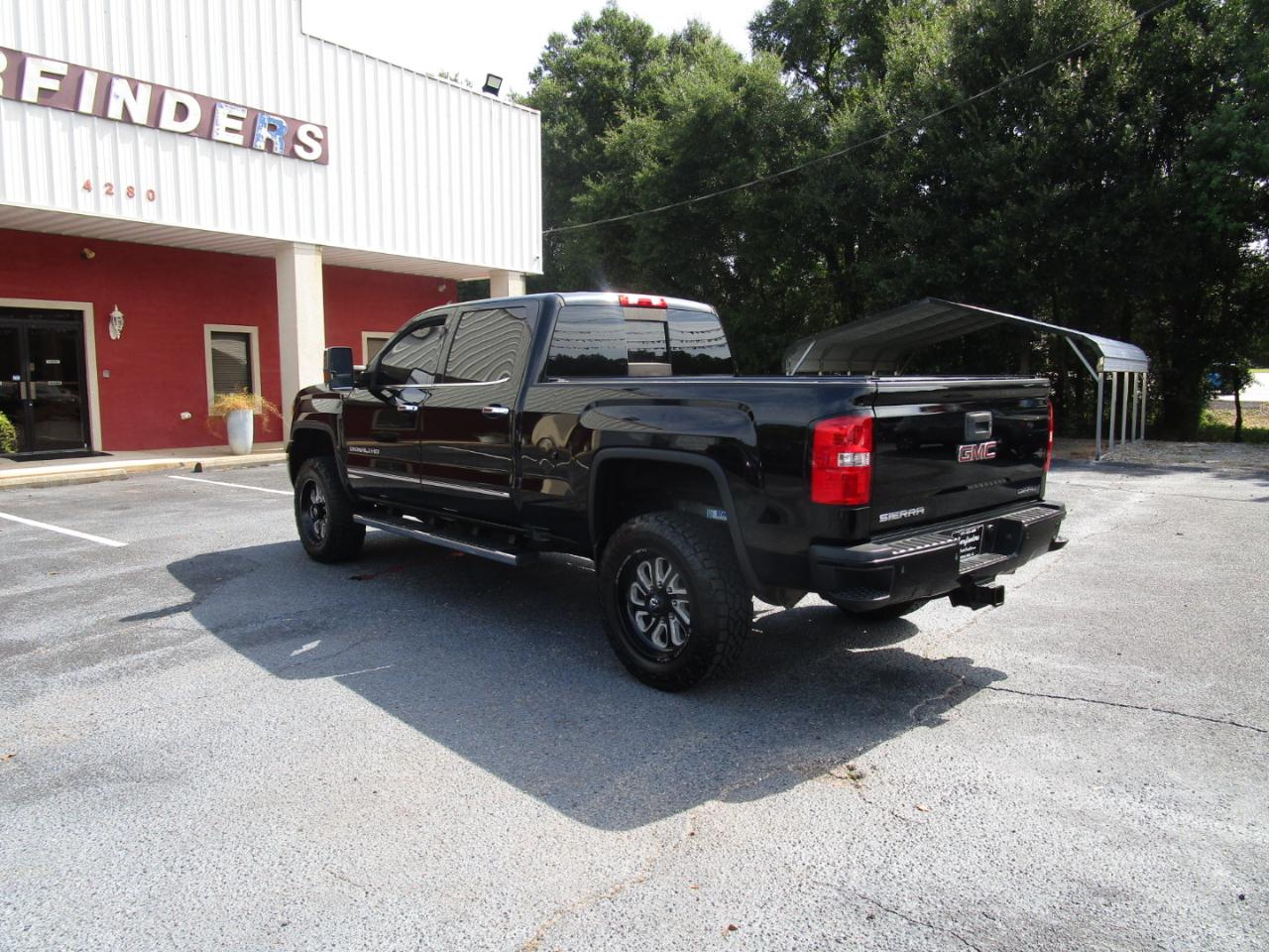 GMC Sierra 2500HD 4WD Crew Cab 153.7" Denali 2016