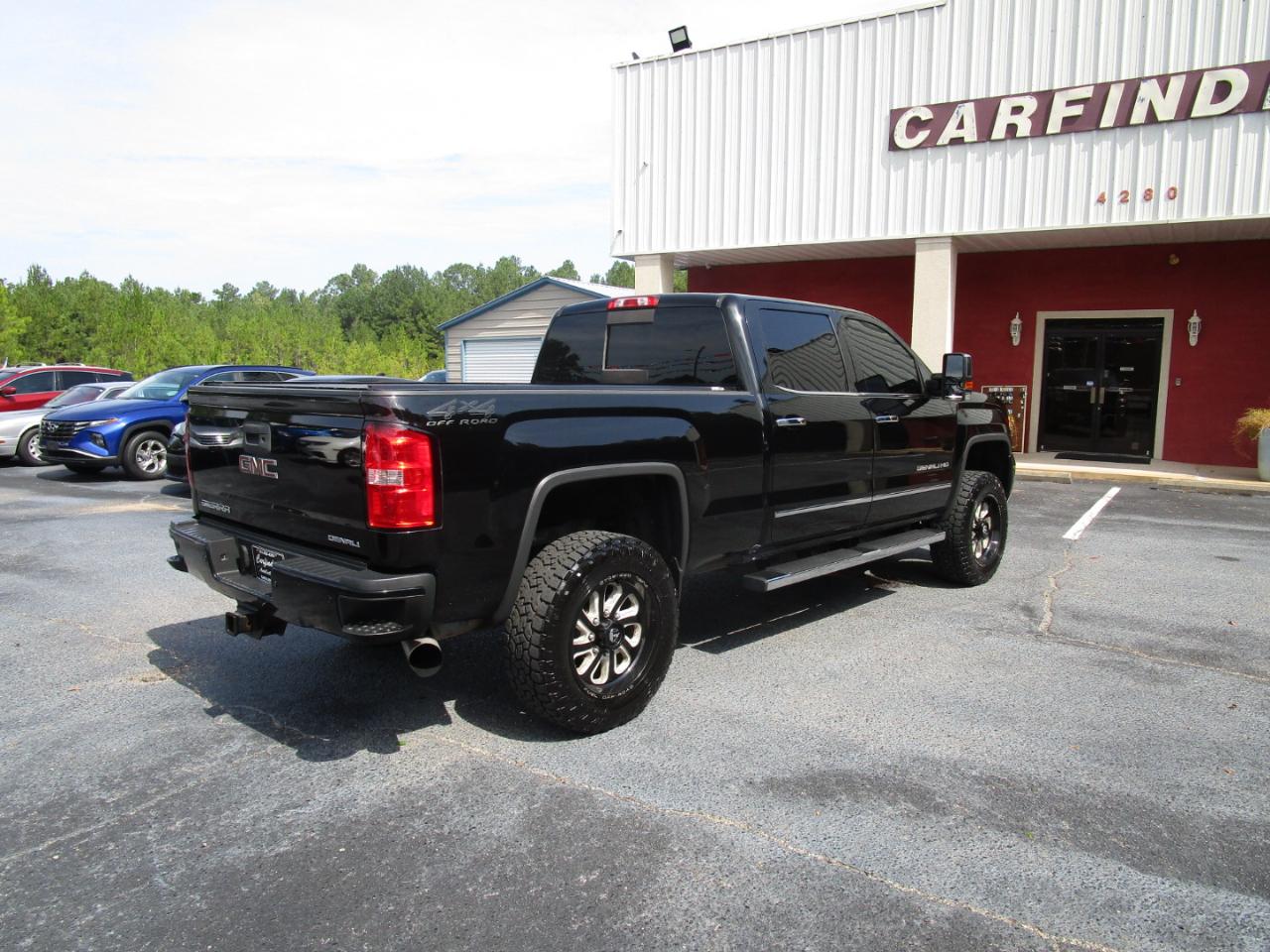 GMC Sierra 2500HD 4WD Crew Cab 153.7" Denali 2016