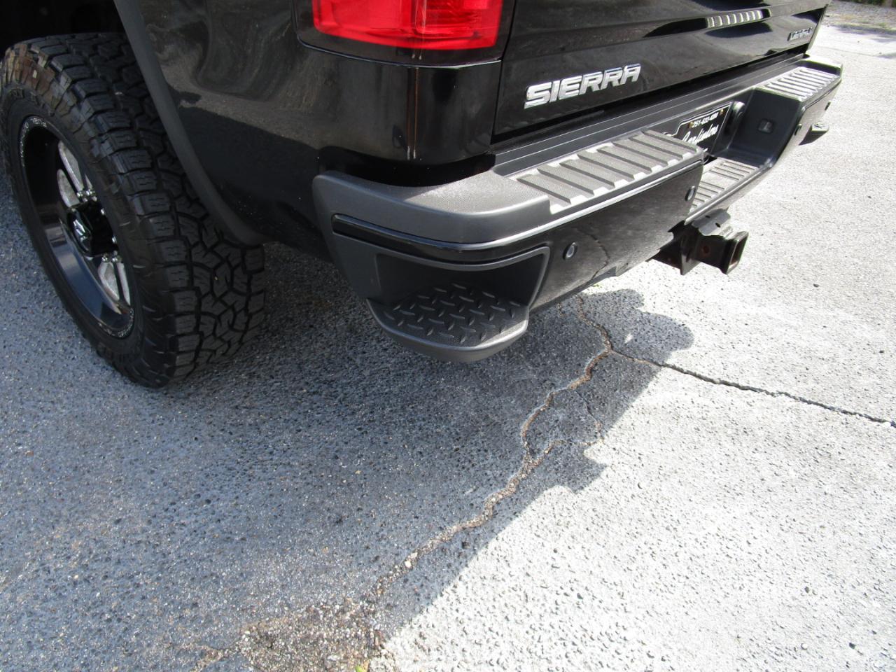 GMC Sierra 2500HD 4WD Crew Cab 153.7" Denali 2016