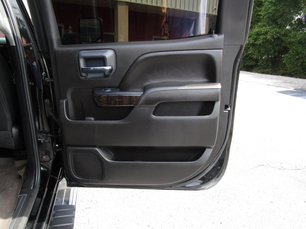 GMC Sierra 2500HD 4WD Crew Cab 153.7" Denali 2016