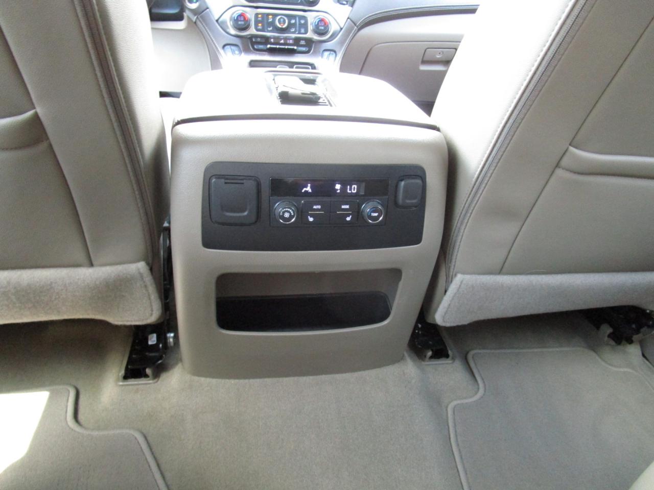 Chevrolet Tahoe 2WD 4dr LT 2017