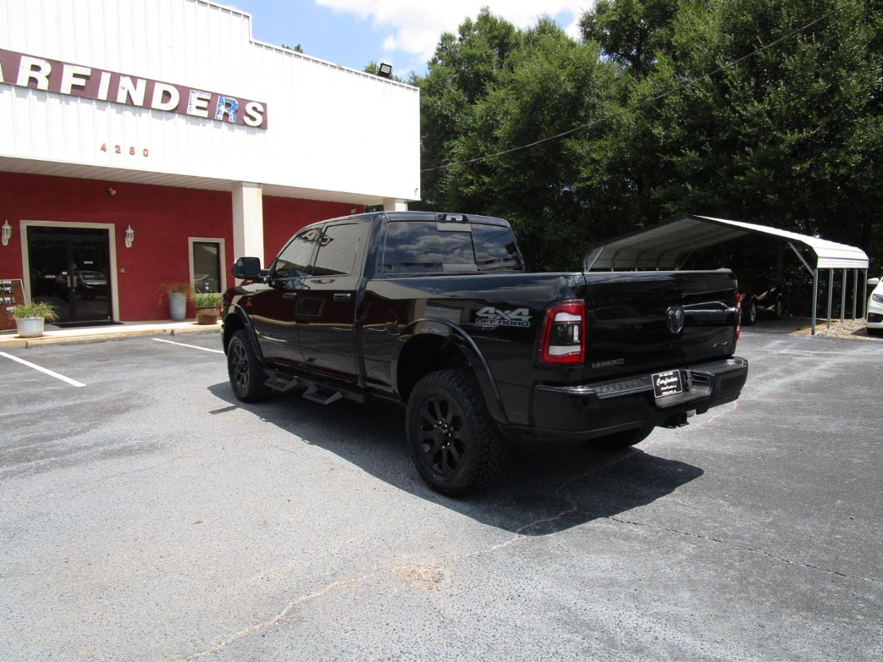 RAM 2500 Laramie 4x4 Crew Cab 6'4" Box 2022