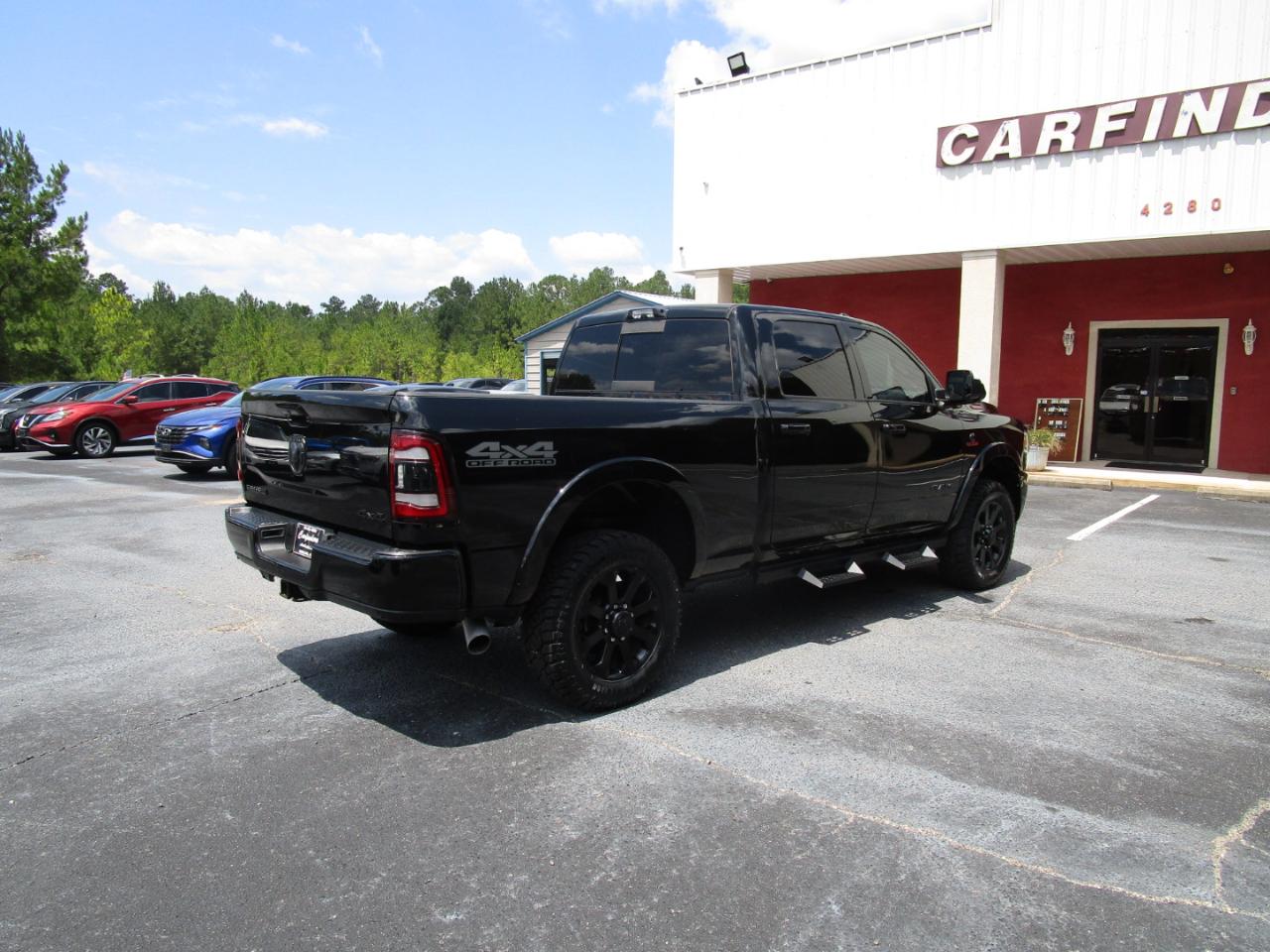 RAM 2500 Laramie 4x4 Crew Cab 6'4" Box 2022