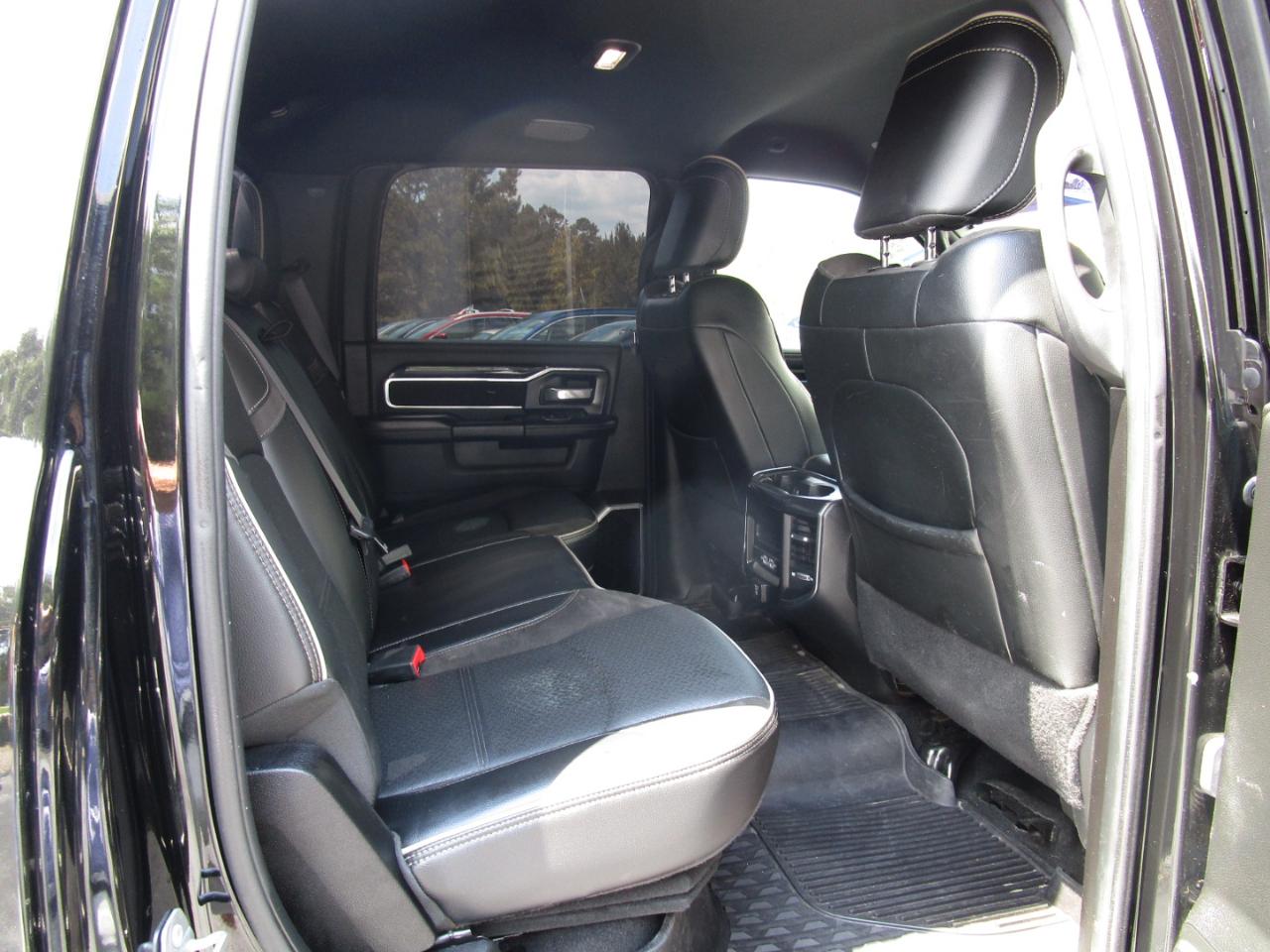 RAM 2500 Laramie 4x4 Crew Cab 6'4" Box 2022