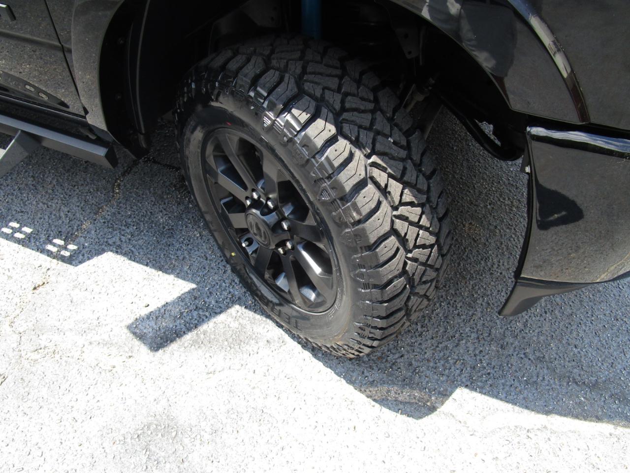 RAM 2500 Laramie 4x4 Crew Cab 6'4" Box 2022