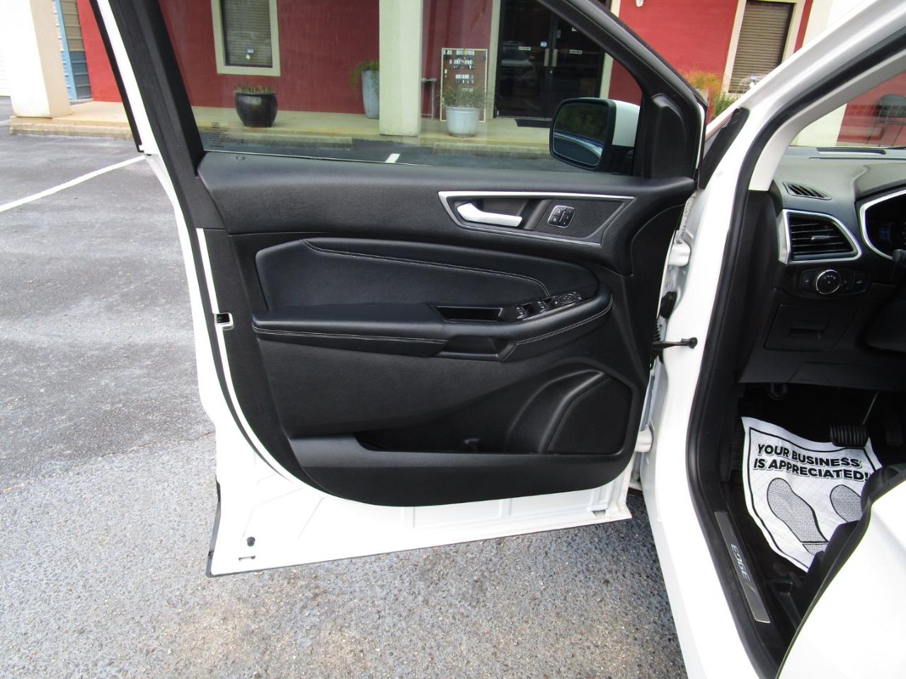 Ford Edge Titanium FWD 2017