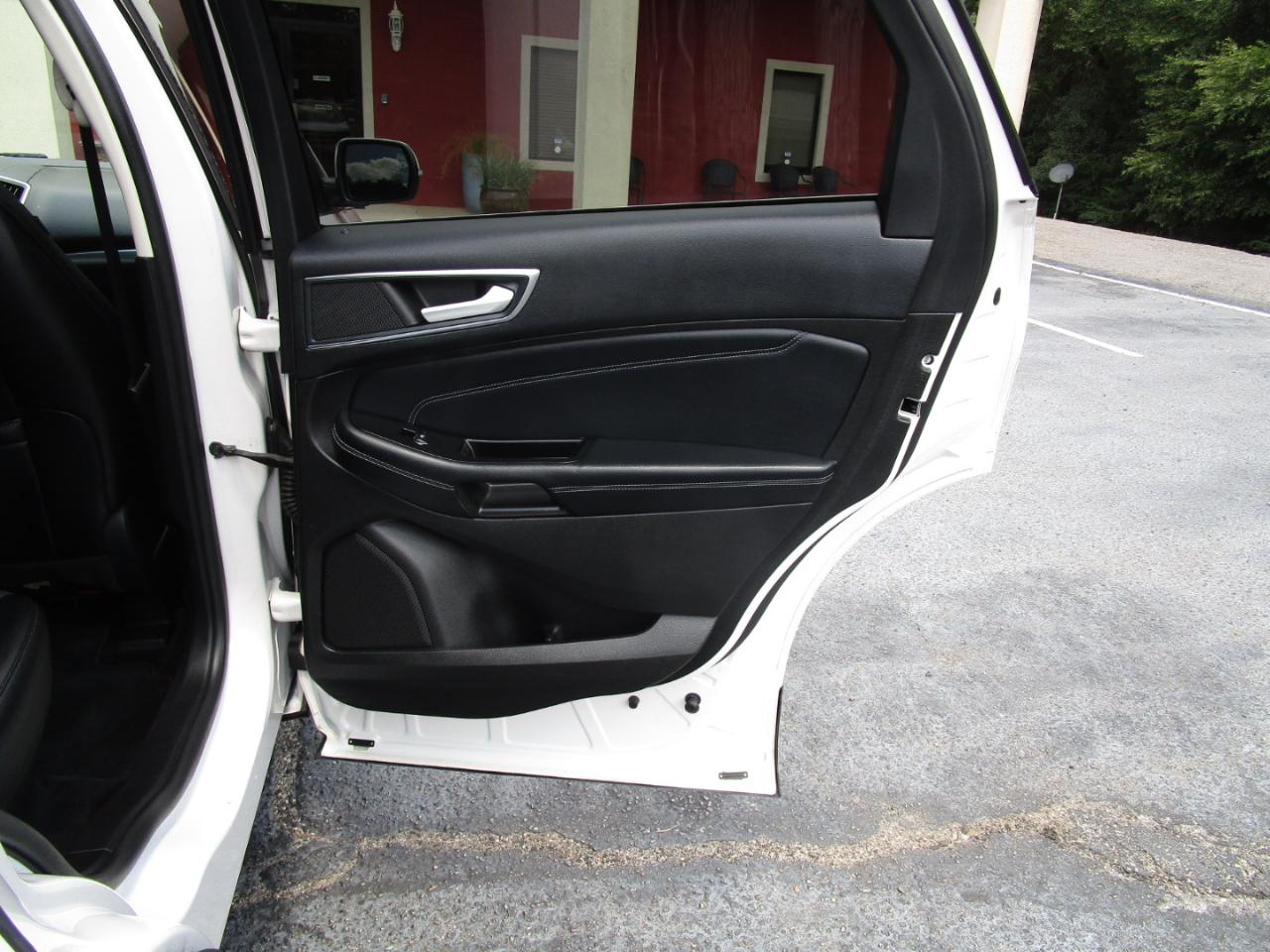 Ford Edge Titanium FWD 2017