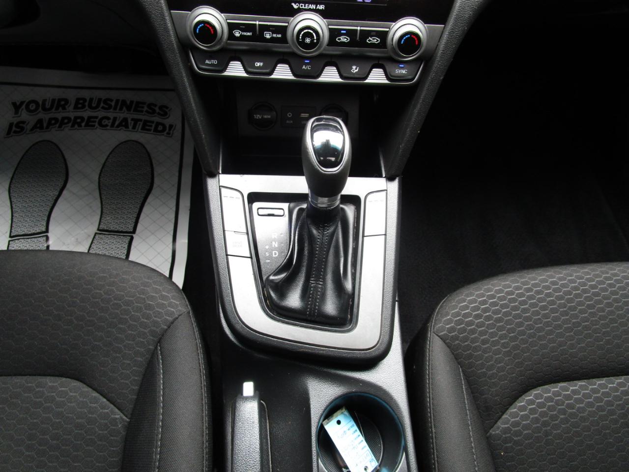 Hyundai Elantra Value Edition Auto 2019