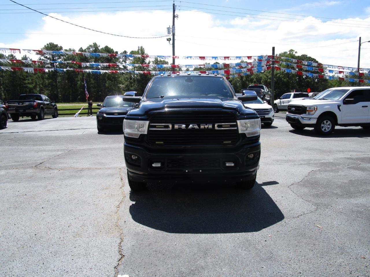 RAM 3500 Big Horn 4x4 Mega Cab 6'4" Box 2021