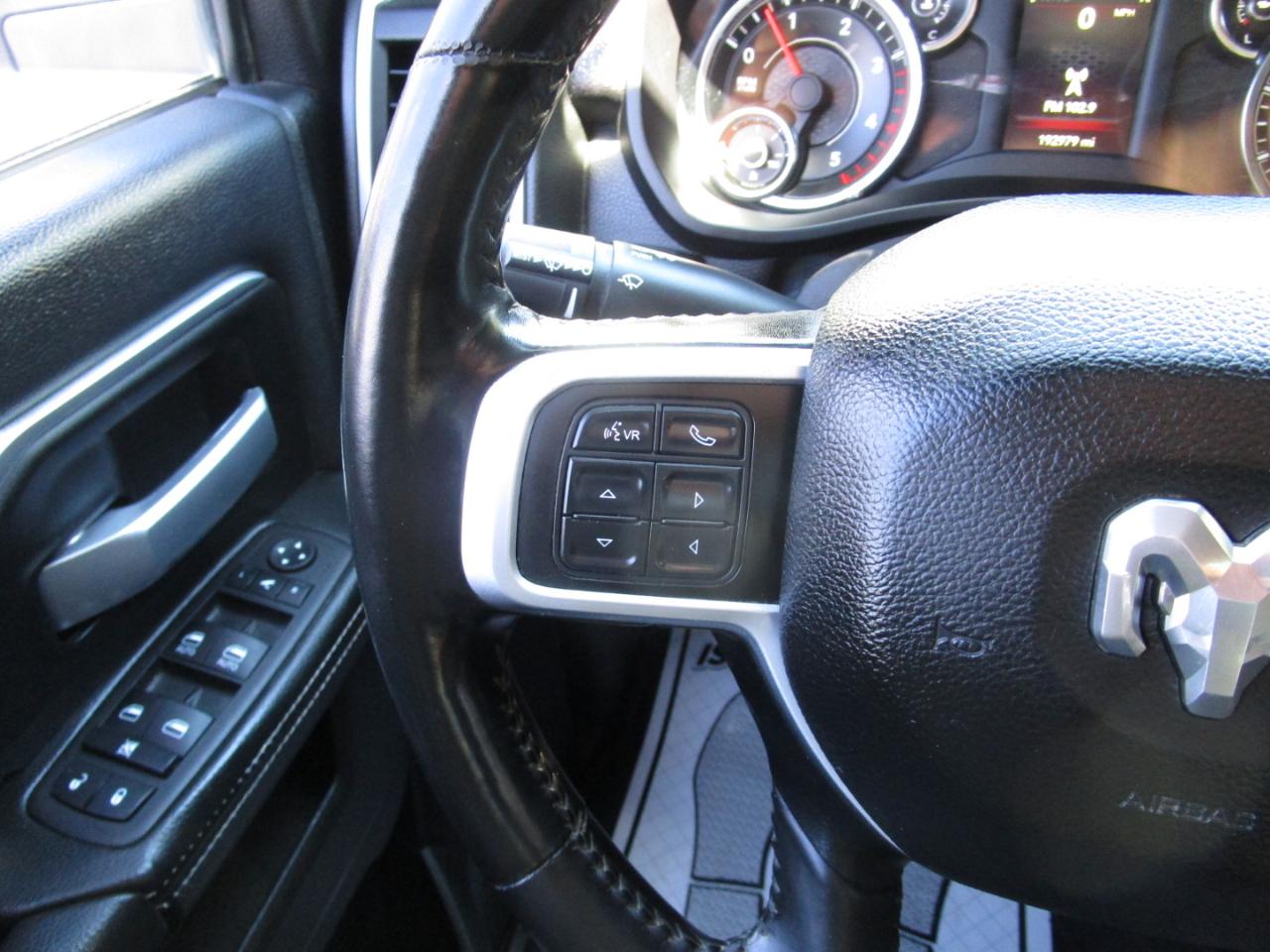 RAM 3500 Big Horn 4x4 Mega Cab 6'4" Box 2021