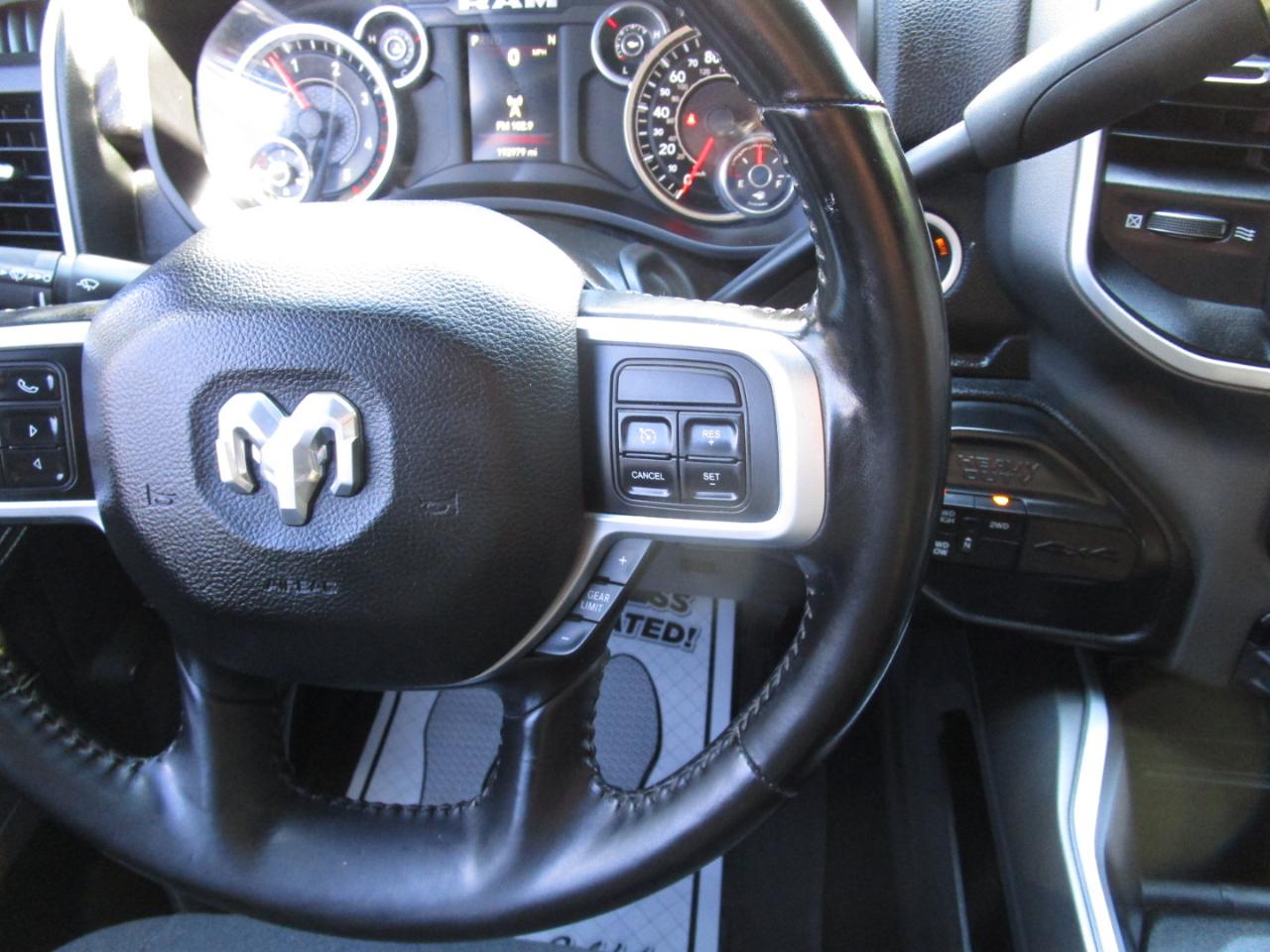 RAM 3500 Big Horn 4x4 Mega Cab 6'4" Box 2021