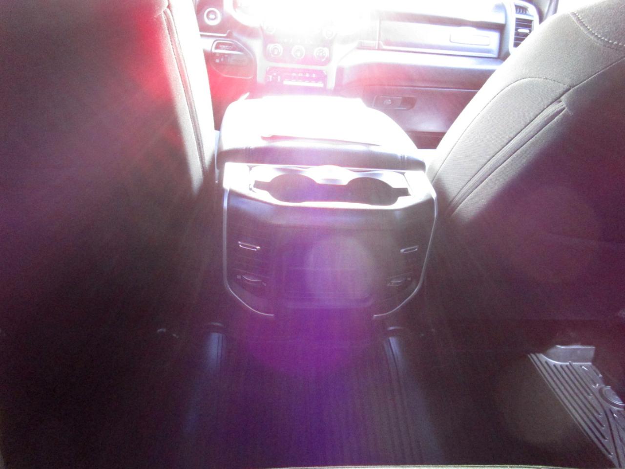 RAM 3500 Big Horn 4x4 Mega Cab 6'4" Box 2021