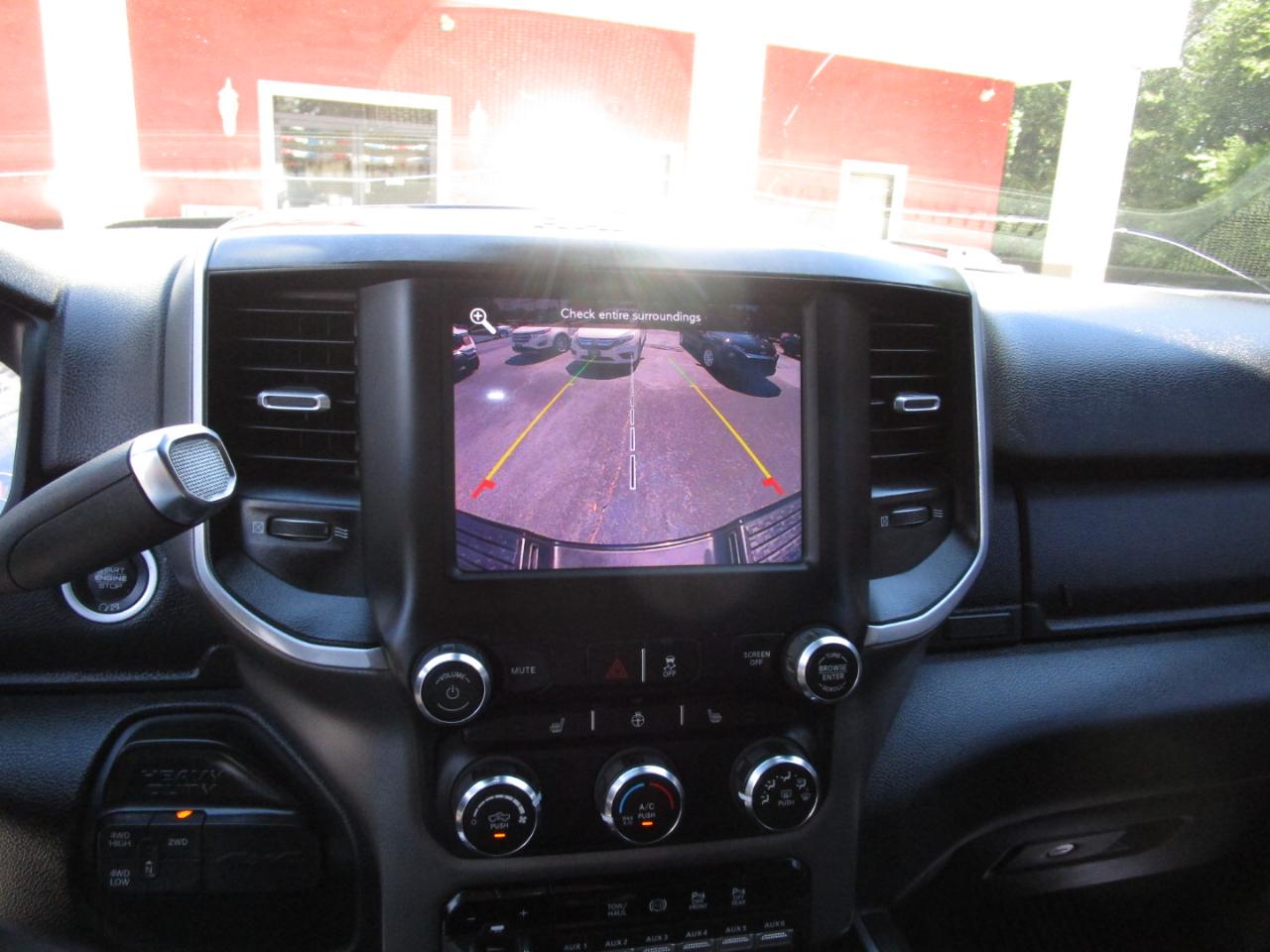 RAM 3500 Big Horn 4x4 Mega Cab 6'4" Box 2021