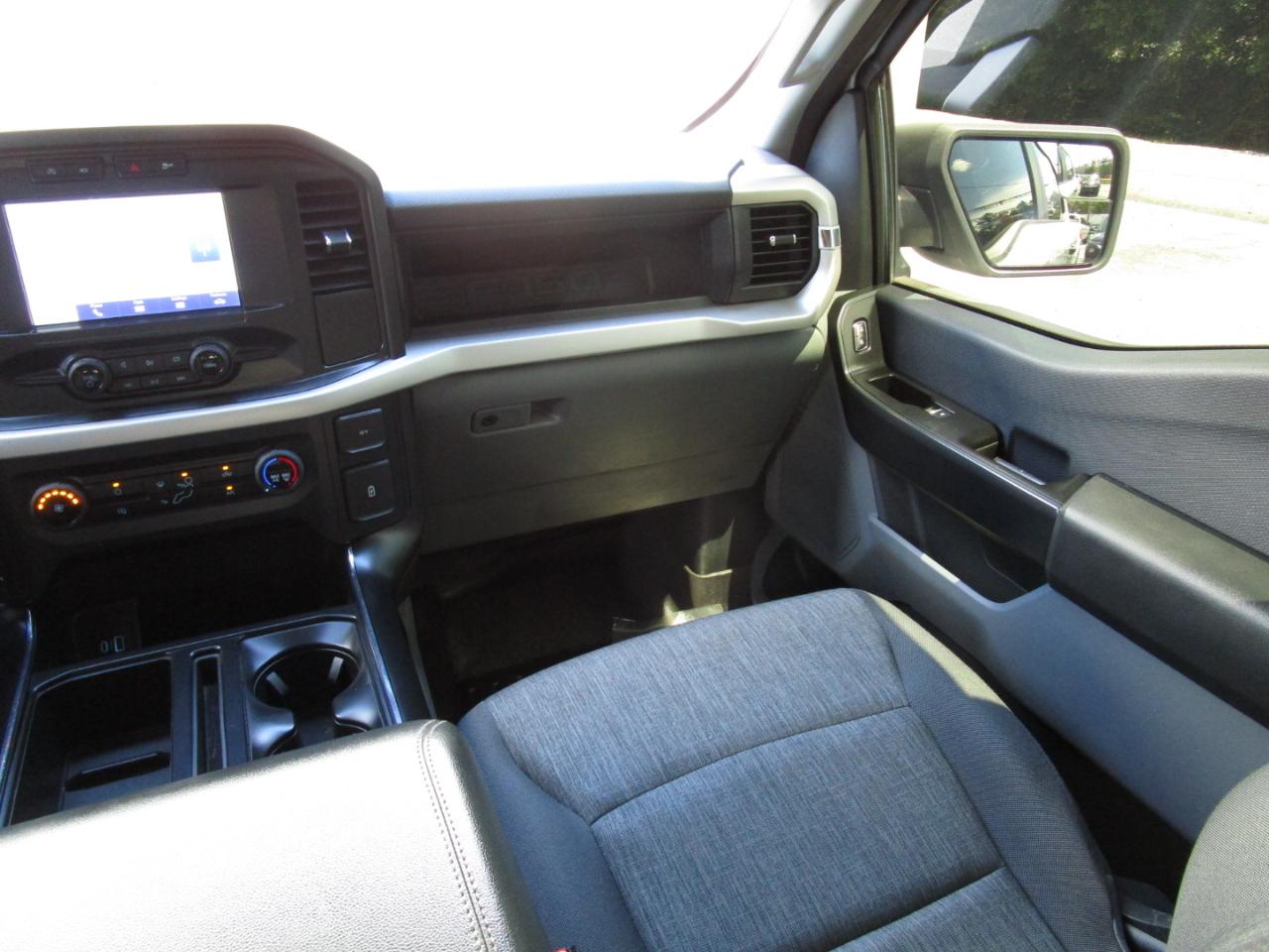 Ford F-150 XL 4WD SuperCrew 5.5' Box 2022