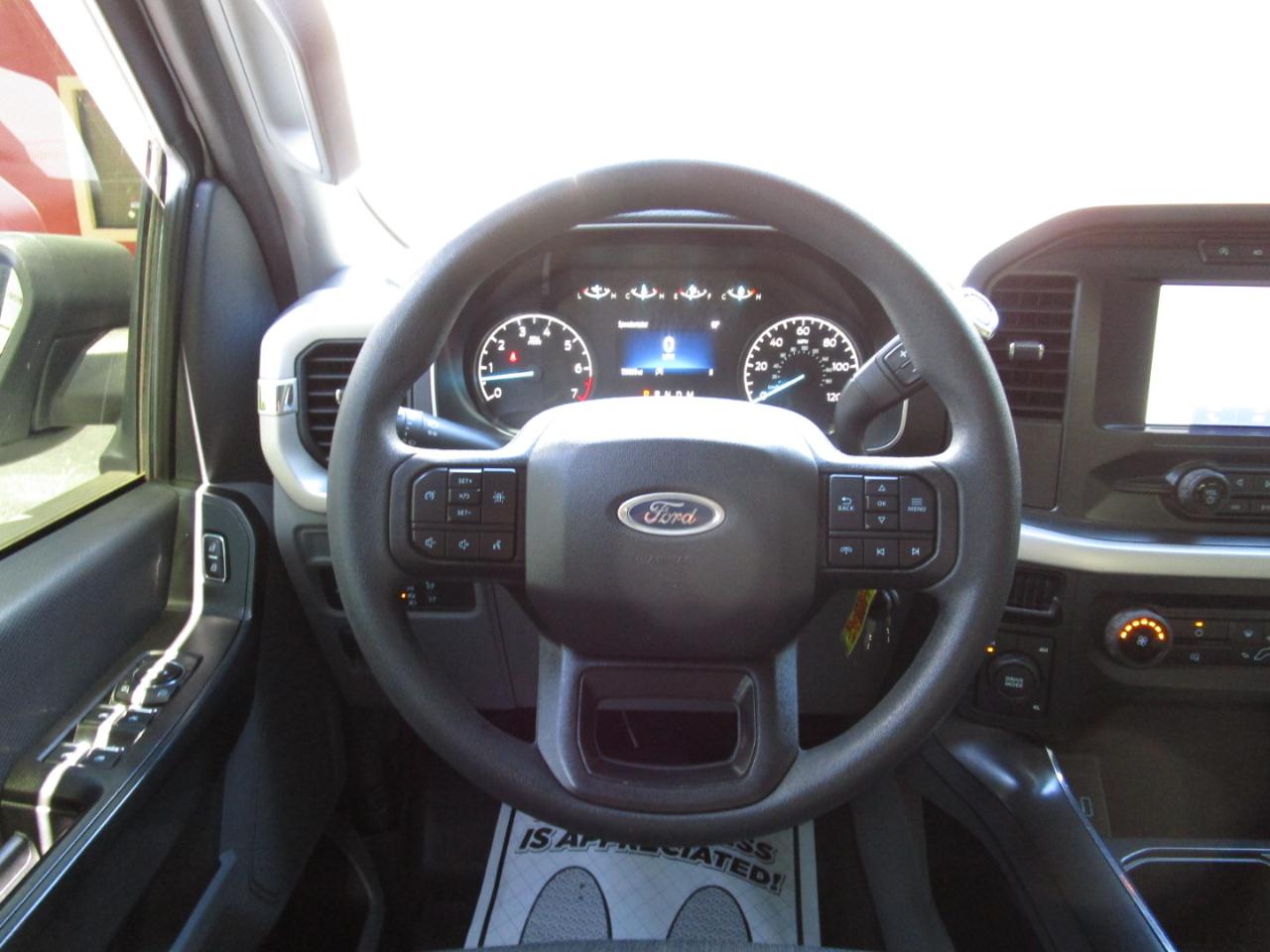 Ford F-150 XL 4WD SuperCrew 5.5' Box 2022