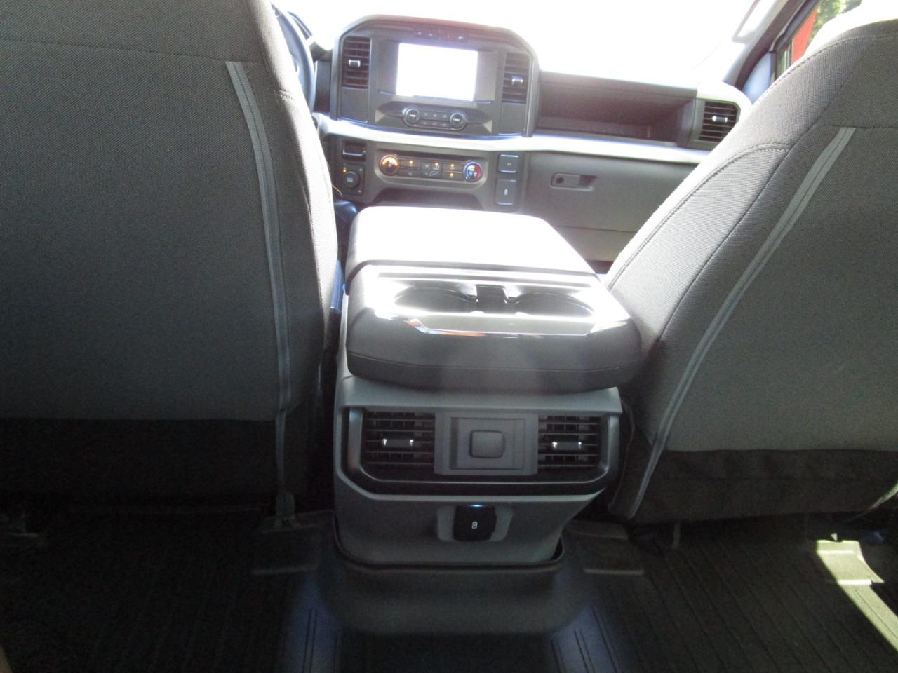 Ford F-150 XL 4WD SuperCrew 5.5' Box 2022