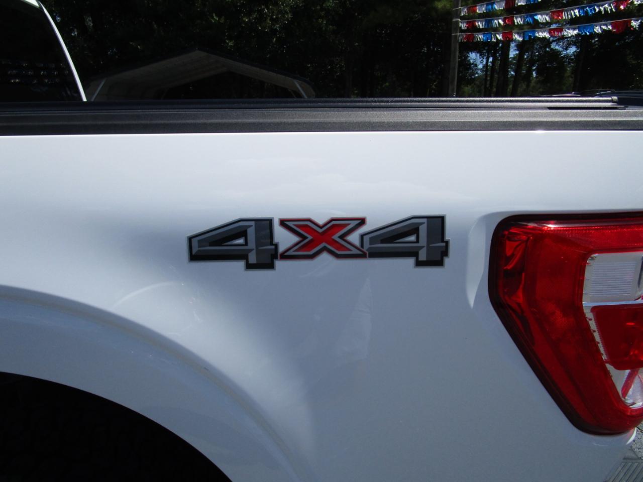 Ford F-150 XL 4WD SuperCrew 5.5' Box 2022