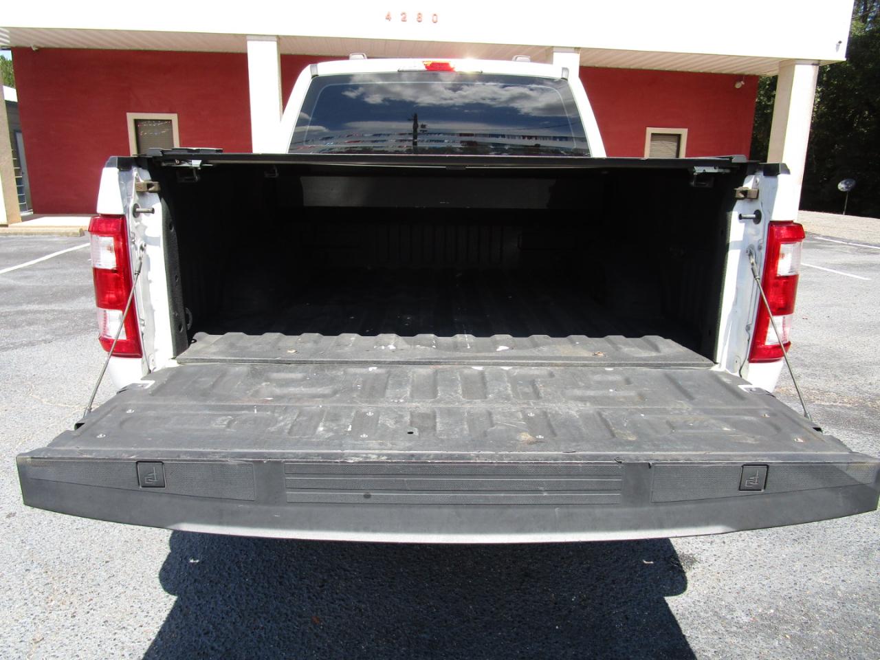 Ford F-150 XL 4WD SuperCrew 5.5' Box 2022