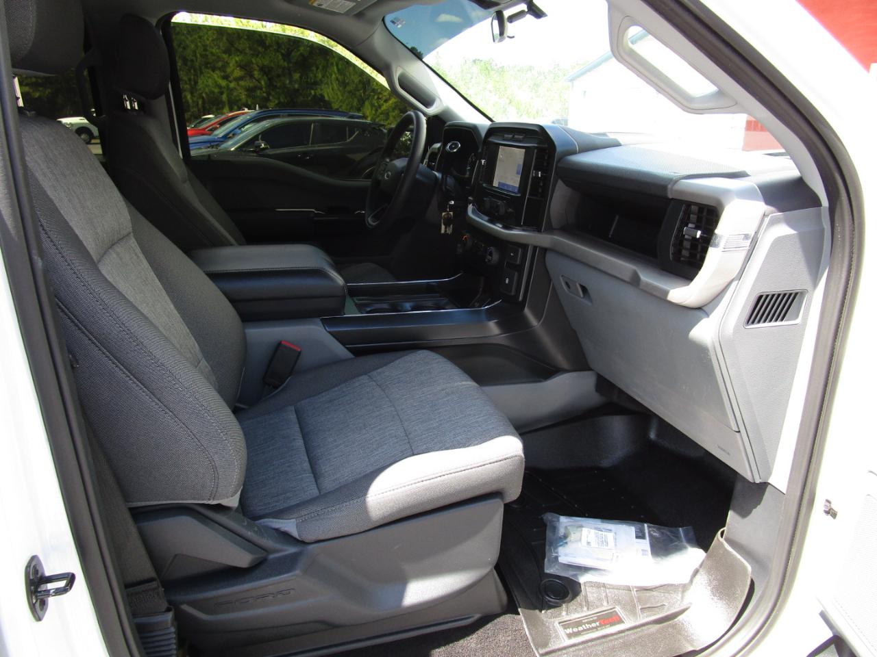 Ford F-150 XL 4WD SuperCrew 5.5' Box 2022