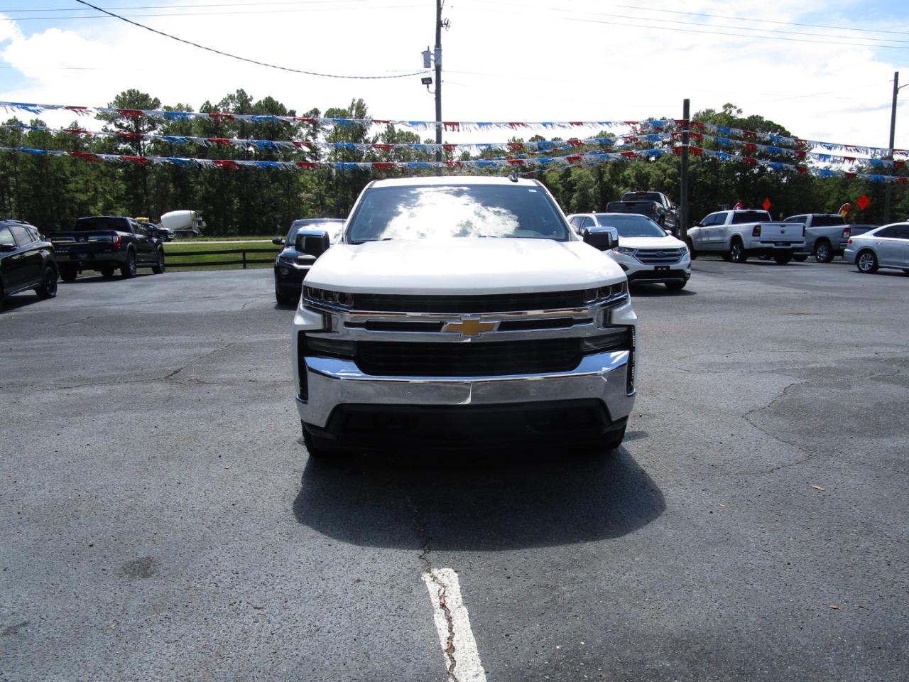 Chevrolet Silverado 1500 LTD 4WD Crew Cab 147" LT w/1LT 2022