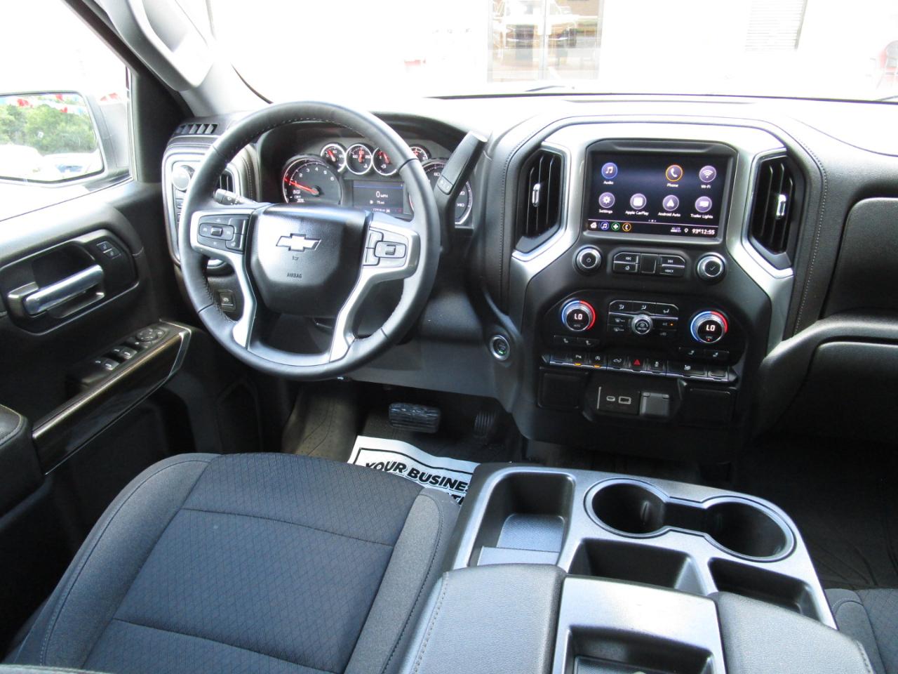 Chevrolet Silverado 1500 LTD 4WD Crew Cab 147" LT w/1LT 2022
