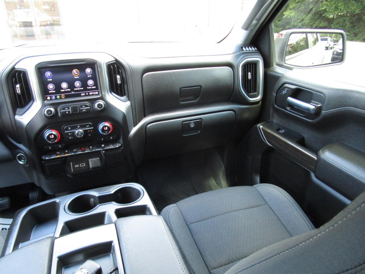 Chevrolet Silverado 1500 LTD 4WD Crew Cab 147" LT w/1LT 2022